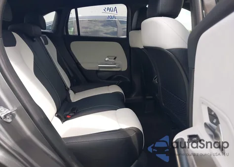 2021 Mercedes-Benz Gla 250 z USA, uszkodzony, nr VIN W1N4N4GBXMJ220336